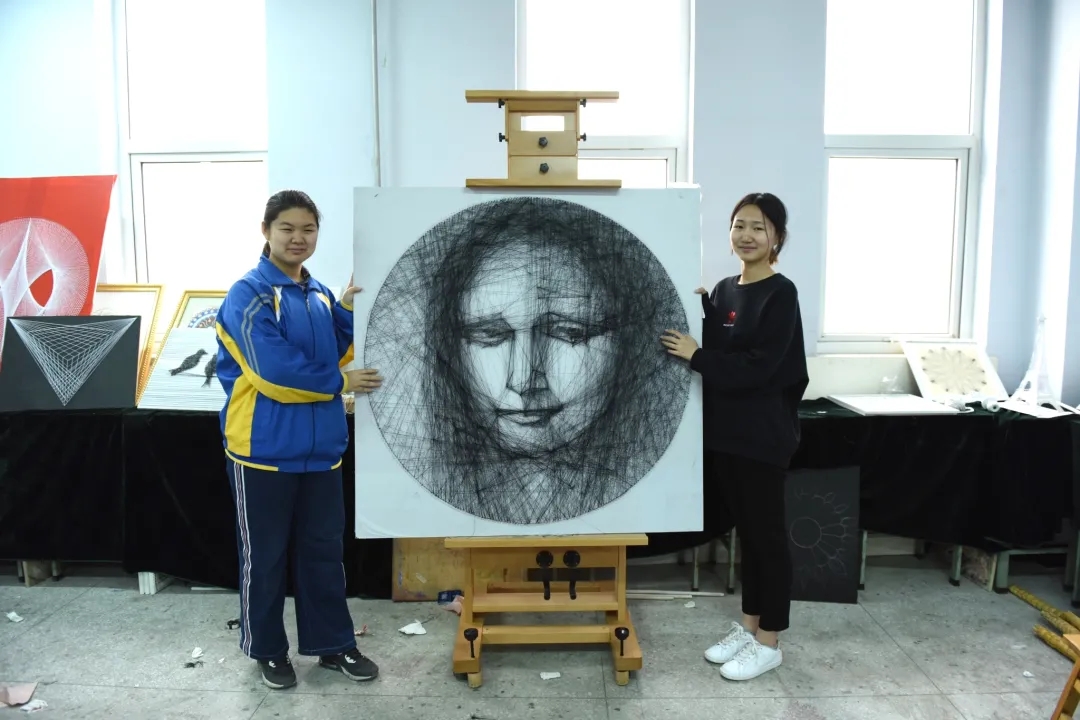 線構成作品
