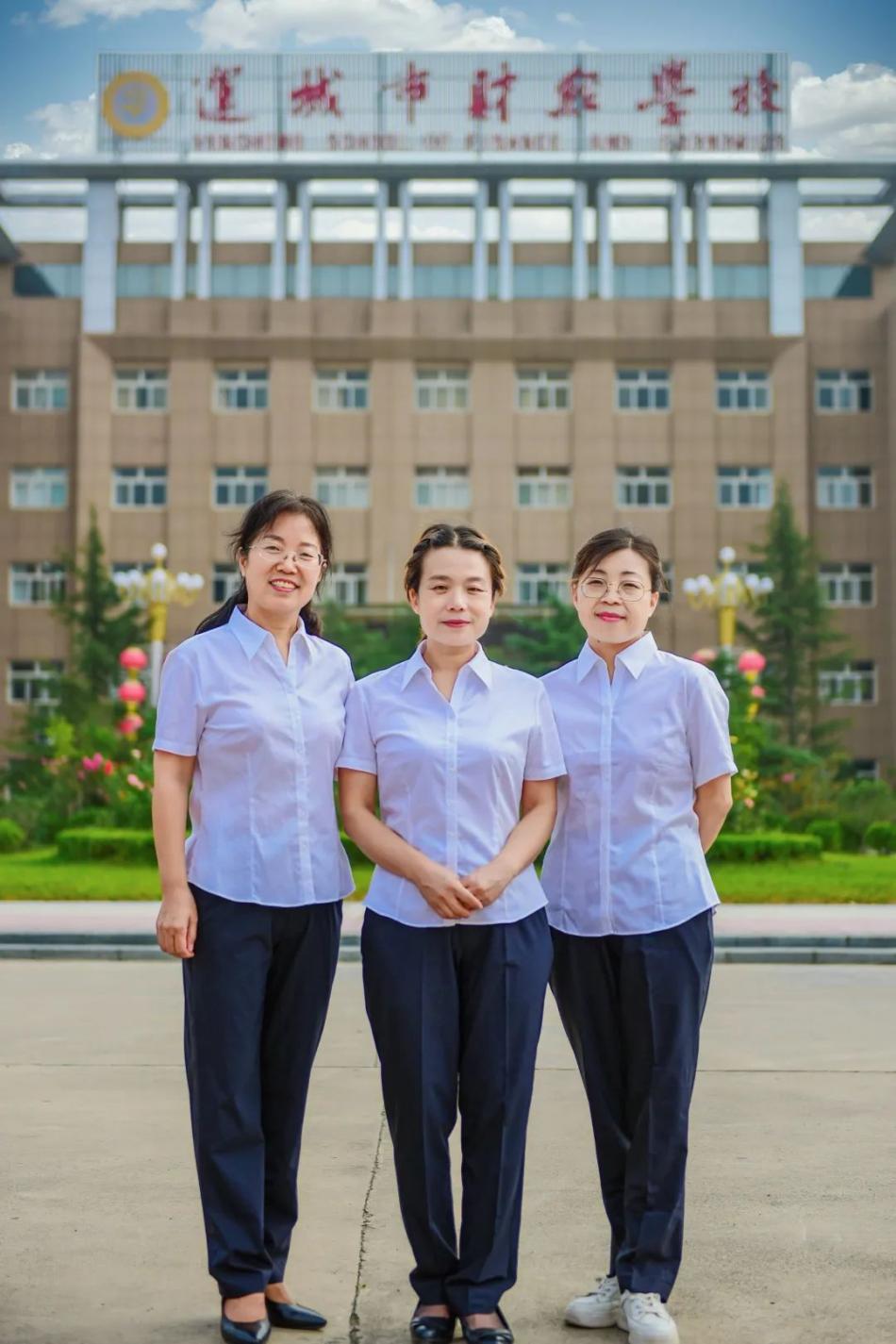 商貿系參賽團隊.jpg